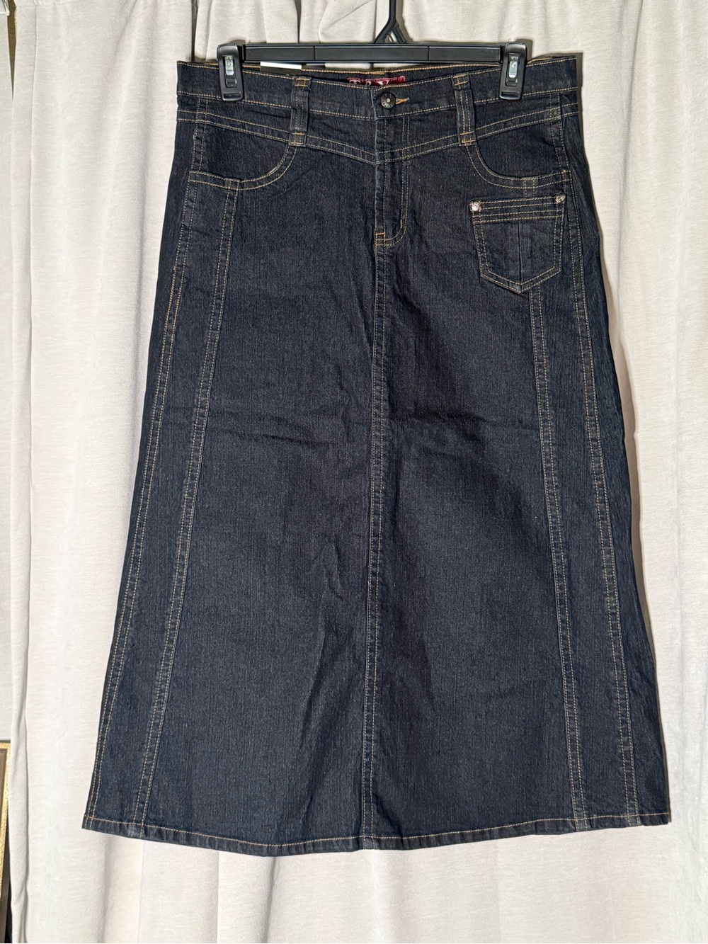 Women’s Dark Indigo Denim skirt size 17/18
